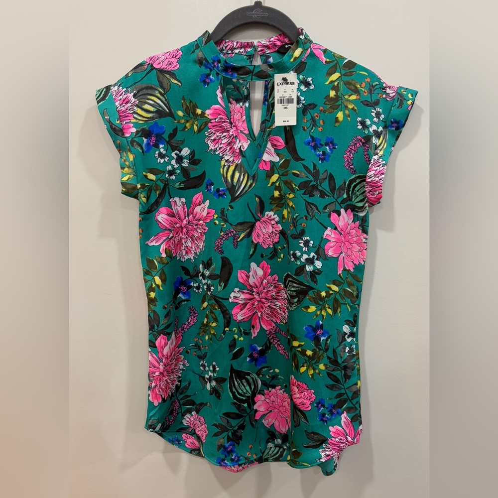 Express Top Shirt Womens Size XXS brand new with tags